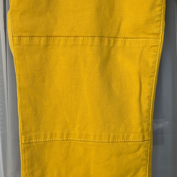 Cabi - Utility Trouser in sulfer (yellow) - Picture 5 of 9